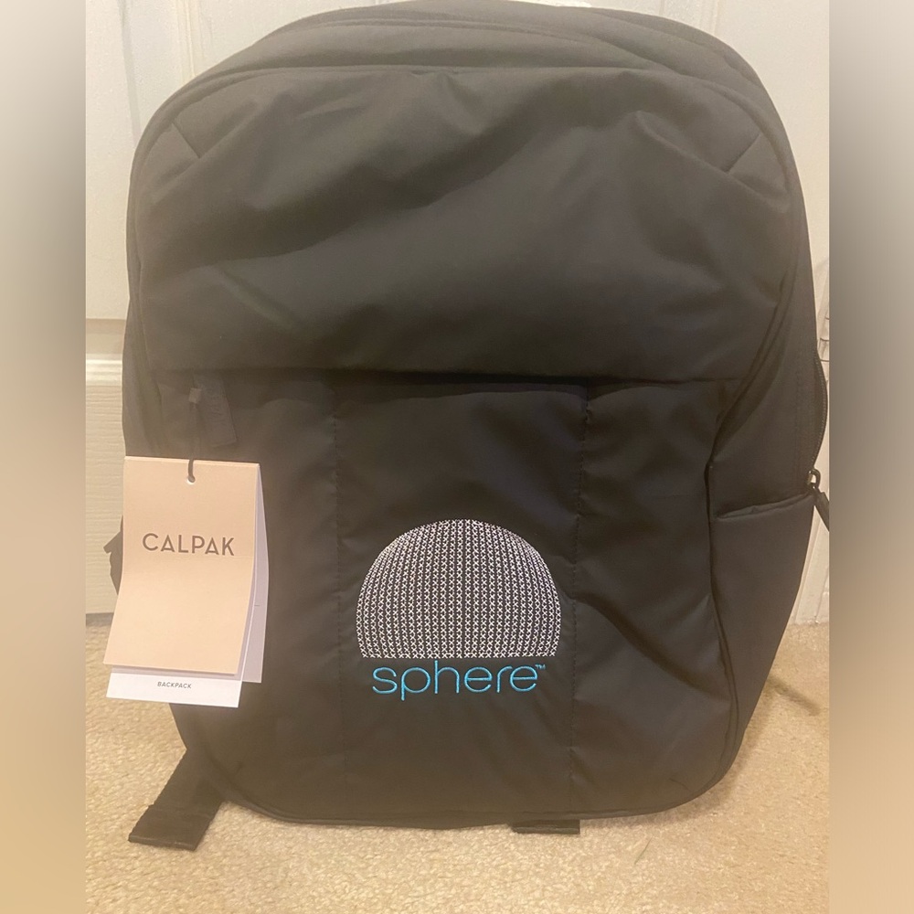 exclusive The Sphere CALPAK backpack 15” LUKA black